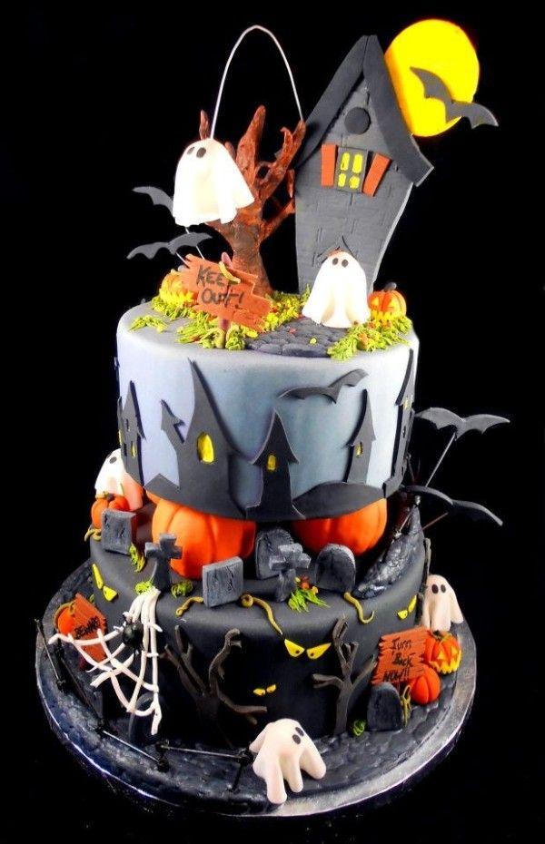 Hochzeit - 20 Incredible Halloween Cakes That Are Deliciously Spooky!