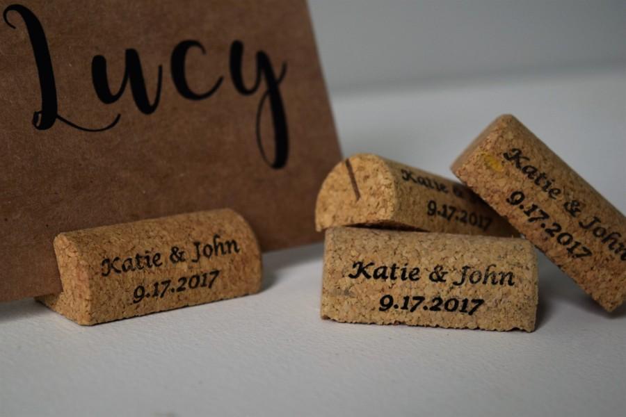 Hochzeit - Personalized Wine Cork Place Card Holder or Place Setter, Wine Cork Name Badge Name Card Holder