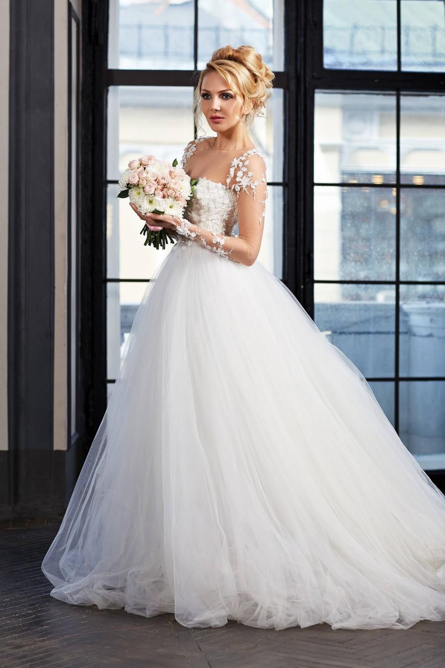 Mariage - Wedding Ball gown, Fairy Wedding Dress in white, Long Bridal Gown, A line Wedding Dress, Princess Wedding Dress