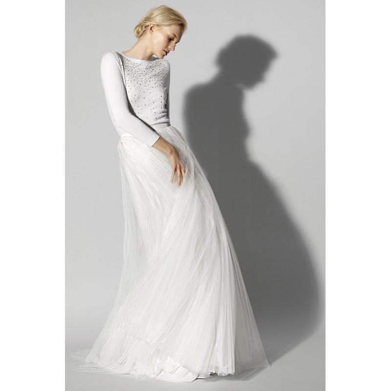 Mariage - Carolina Herrera Spring/Summer 2018 Look 6 Ivory Vogue Floor-Length Bateau Aline Long Sleeves Tulle Beading Dress For Bride - Top Design Dress Online Shop