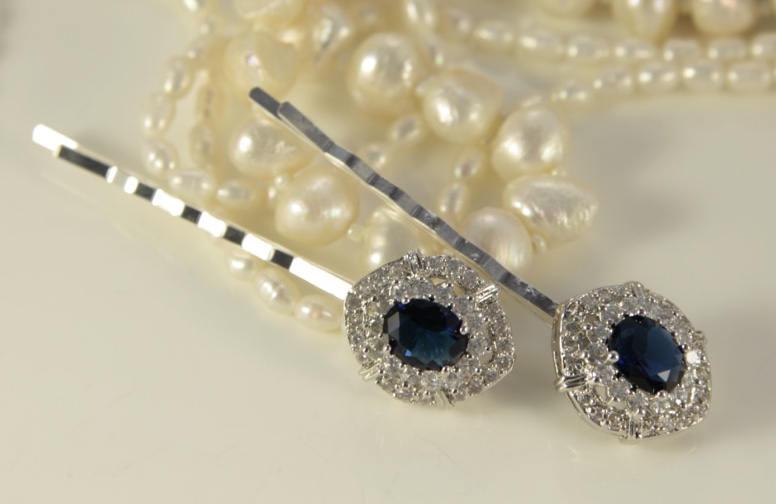 Свадьба - Art Deco Hair Pin Bridal Gatsby Headpiece Clear Crystal Diamante Hairpin Antique Hair Pin Sapphire Bridal Pin Downton Abbey Head Piece Gift