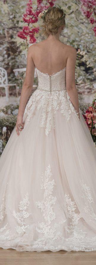 Свадьба - Maggie Sottero Wedding Dresses Fall 2017