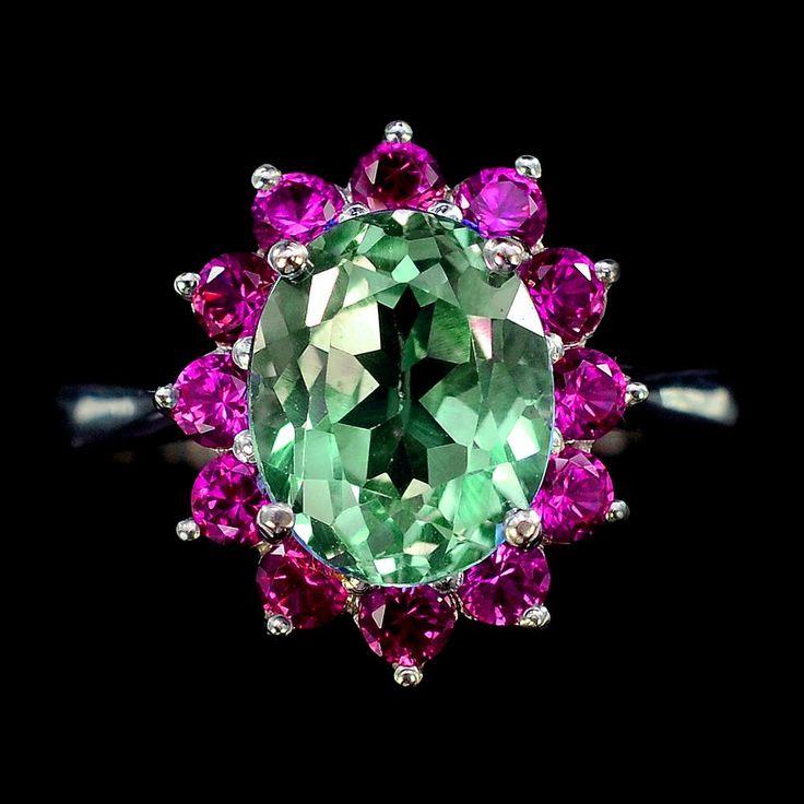 Mariage - A Vintage 3.6CT Oval Cut Green Tourmaline & Ruby Ring