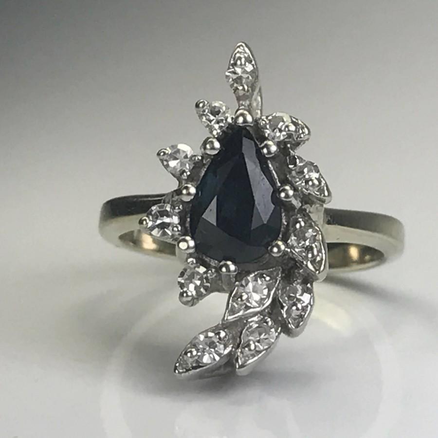 زفاف - Vintage Sapphire Diamond Engagement Ring. 14K White Gold. Unique Engagement Ring. September Birthstone. 5th Anniversary Gift. Estate Jewelry