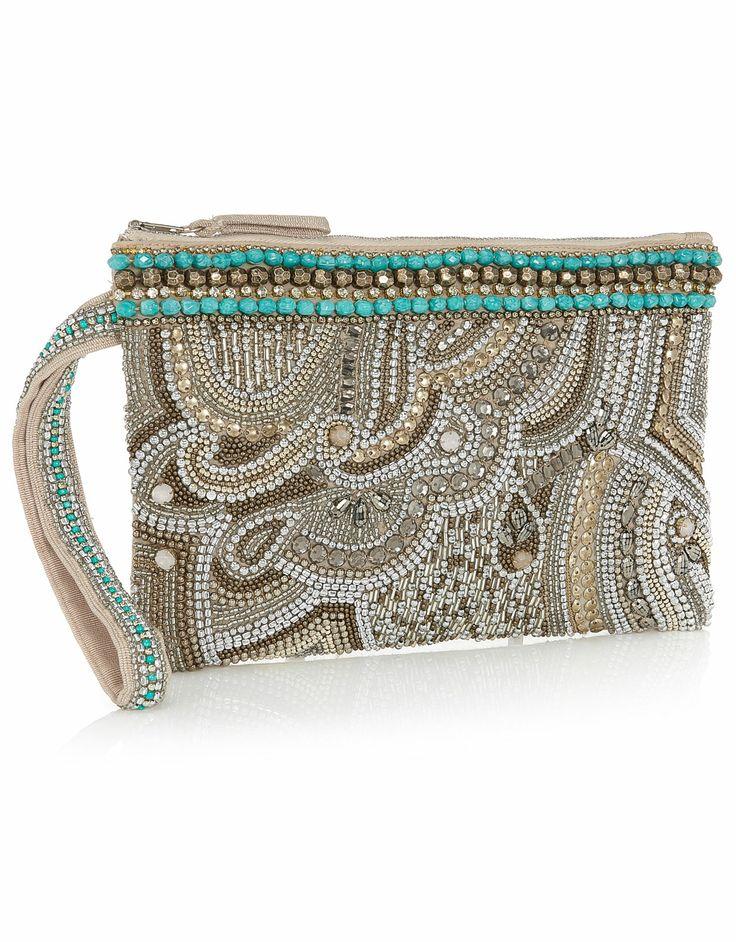 Mariage - That Special Clutch