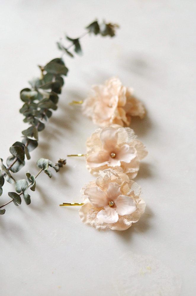 Wedding - Wedding flower hair pins, bridal bobby pins, floral hair clip set, cream flower clip, champagne wedding clips, shabby chic hair accessories