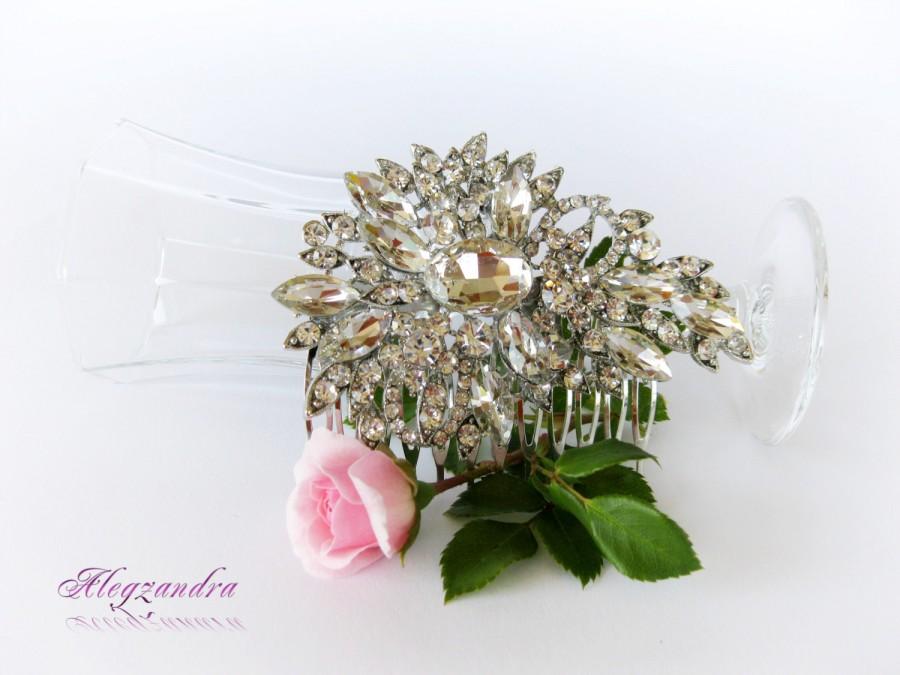Свадьба - Swarovski Crystals Bridal Hair Comb, Wedding Hair Pieces, Rhinestone Combs, Wedding Hair Accessories, Bridal Headpieces, Prom Swarovski Comb - $34.99 USD