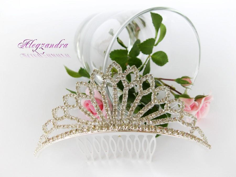 Свадьба - Crystal Bridal Princess Tiara, Crown, Bachelorette Tiara, Wedding Hair Pieces, Wedding Hair Accessories, Bridal Headpieces - $34.99 USD