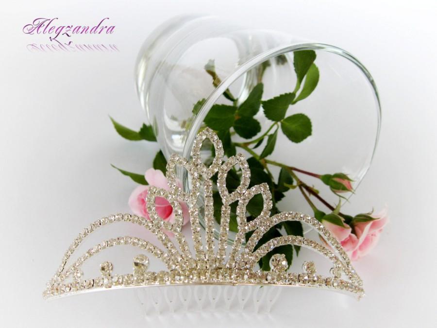 Свадьба - Crystal Bridal Princess Tiara, Crown, Bachelorette Tiara, Wedding Hair Pieces, Wedding Hair Accessories, Bridal Headpieces - $39.99 USD