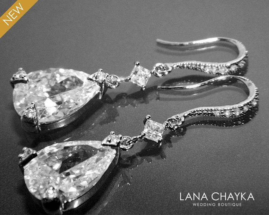 Mariage - Cubic Zirconia Chandelier Earrings Crystal Bridal Earrings CZ Teardrop Dangle Earrings CZ Bridal Jewelry Vintage Style Earrings Prom Earring - $34.50 USD