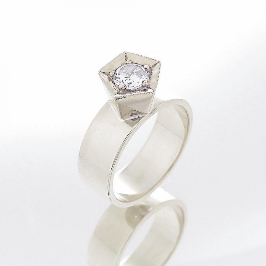Hochzeit - Engagement ring, White gold solitaire ring, Statement engagement ring, Modern solitaire ring, Unique engagement ring, Her engagementring