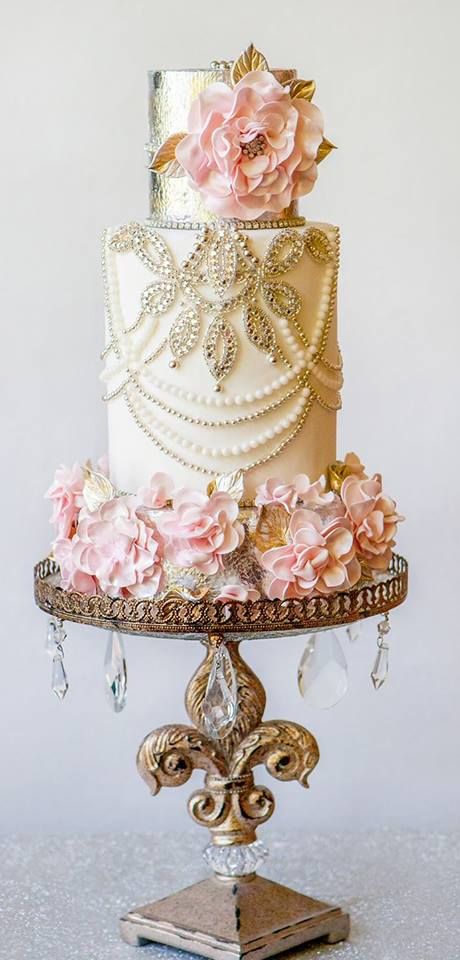 Hochzeit - Traditional Wedding Cake
