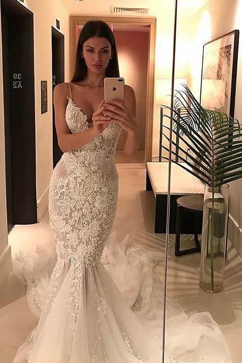 Mariage - Spaghetti Straps Mermaid Wedding Dresses,Appliqued V-neck Tulle Wedding Dress,Bridal Gown,N198