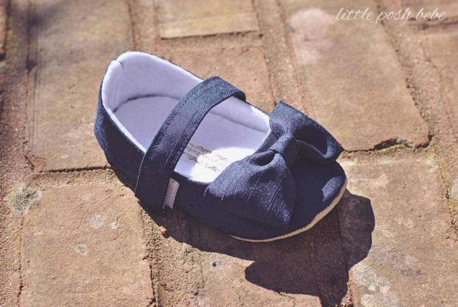 Mariage - Baby Girl Shoes Toddler Girl Shoes Soft Soled Shoes Wedding Shoes Easter Shoes Flower Girl Shoes Navy Shoes Faux Silk Faux Dupioni  - Everly