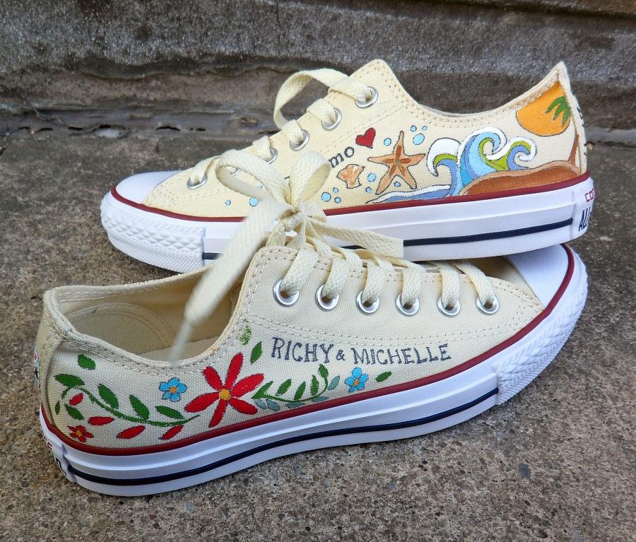 Hochzeit - Folk Art Bohemian Shoes, Converse Wedding Shoes, Custom Bride's Wedding Chucks, Boho Wedding Shoes, Floral Converse, Bride's Wedding Shoes