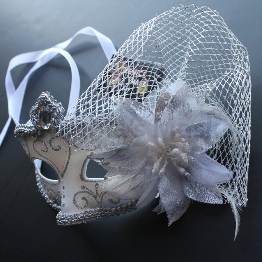 زفاف - White Venetian floral Masquerade Mask for wedding, dancing, parties, home decor  5M6B  SKU: 6E62