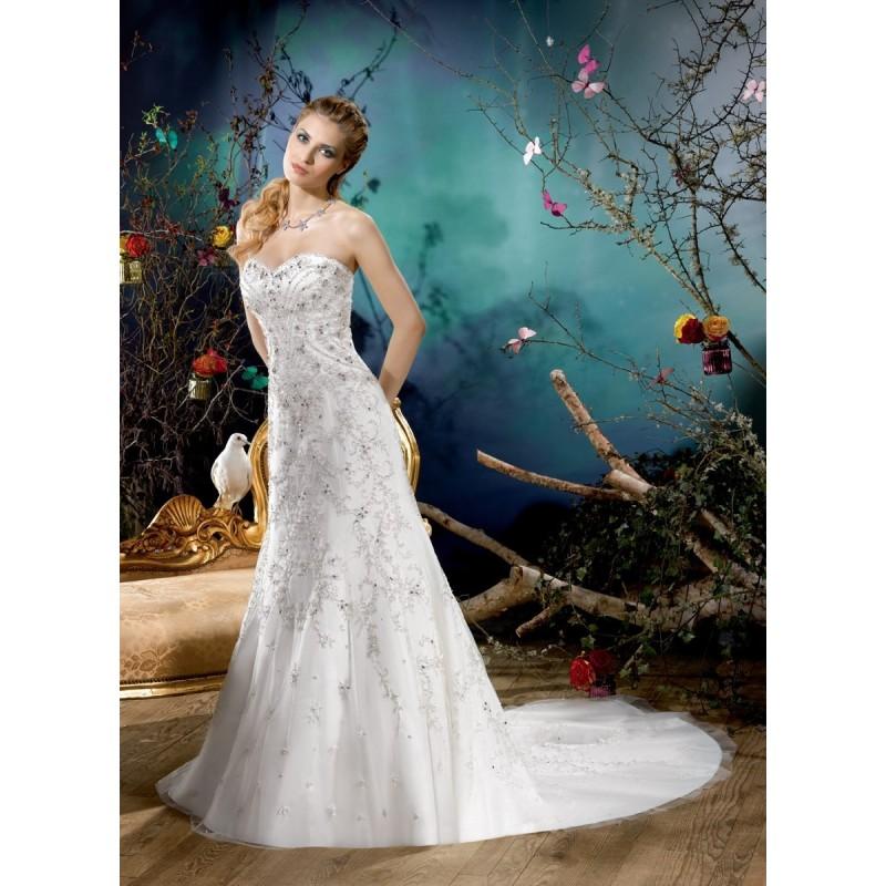 Wedding - Kelly Star, 136-29 - Superbes robes de mariée pas cher 