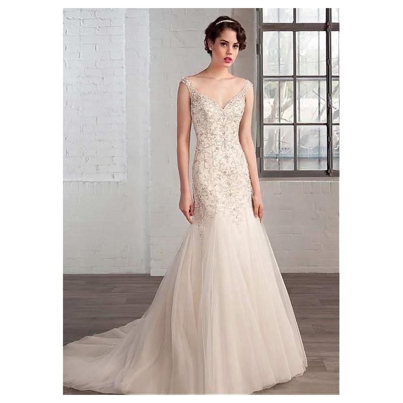 Hochzeit - Elegant Tulle V-neck Neckline A-line Wedding Dresses with Beaded Embroidery - overpinks.com