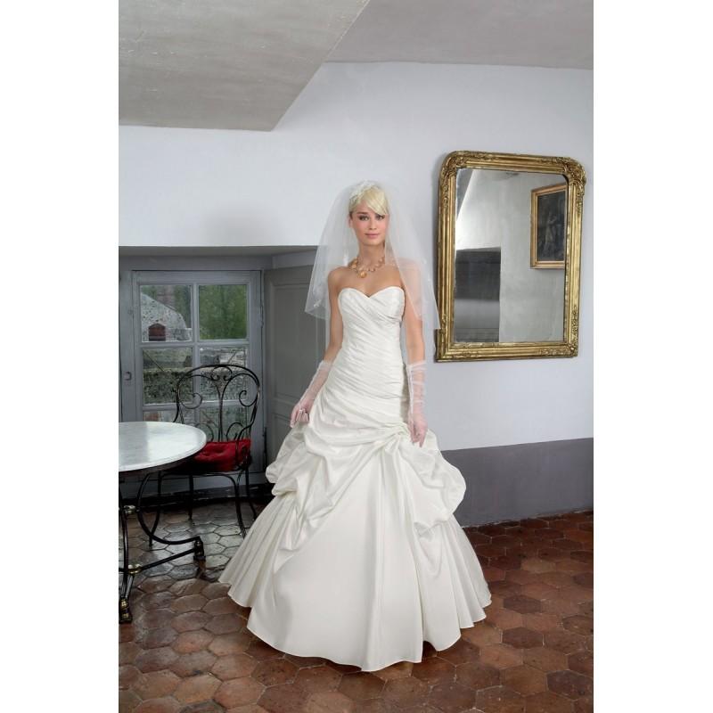 Wedding - Bella Sublissima, Patience - Superbes robes de mariée pas cher 