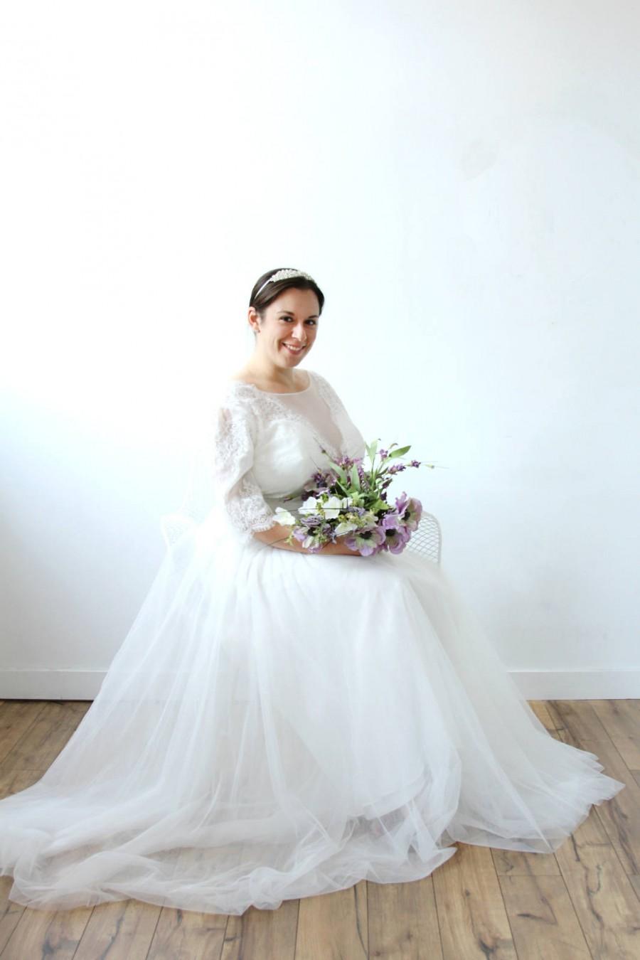 Mariage - White Romantic Airy Lace 3/4 Sleeves Wedding Dress