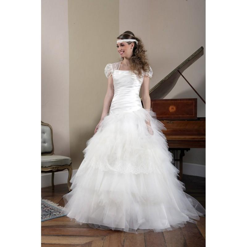 Wedding - Valandry, Version - Superbes robes de mariée pas cher 