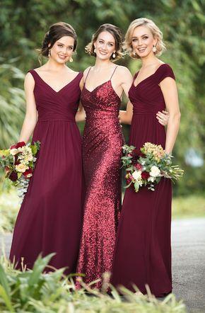 Hochzeit - Trends We Love: Mixed Berry Bridal Parties