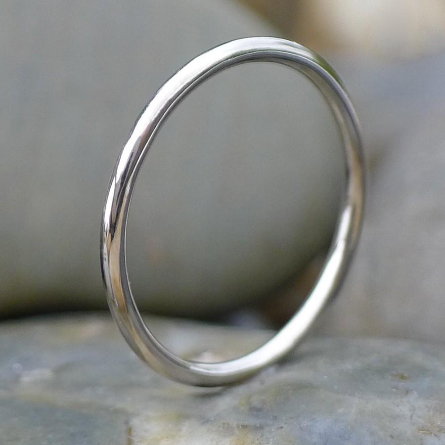 Hochzeit - 1.5mm Halo Wedding Ring, 18k White Gold