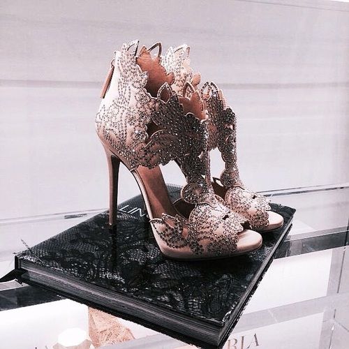 Wedding - Shoe Ꭿddiction