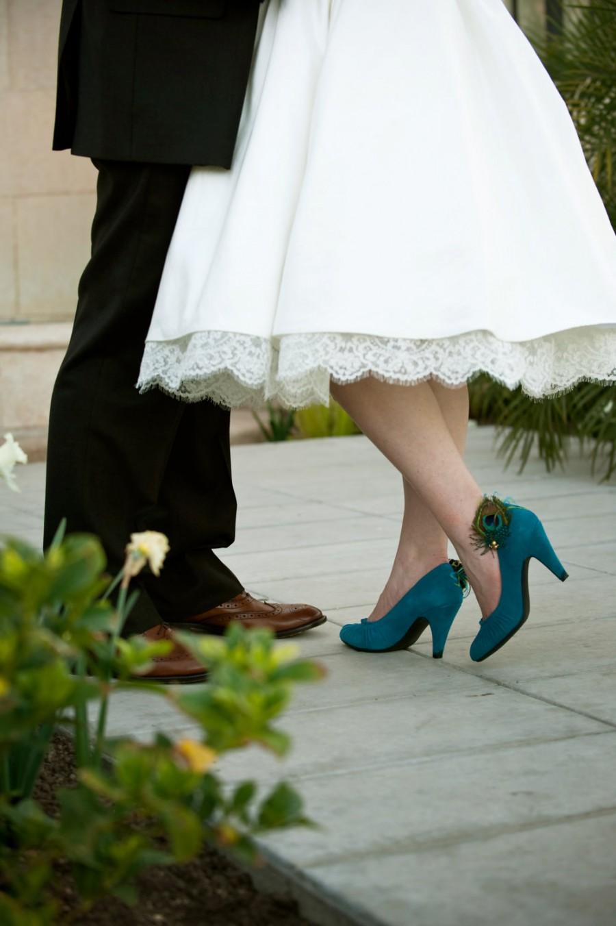 زفاف - Peacock Wedding Shoe Clips Teal Turquoise Lime Green Feather Gold Bead Clusters Rhinestone Bride Bridesmaid FAELYNN Something Blue Customize