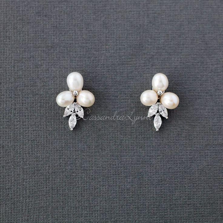 Hochzeit - Pearl Flower Stud Earrings For The Bride