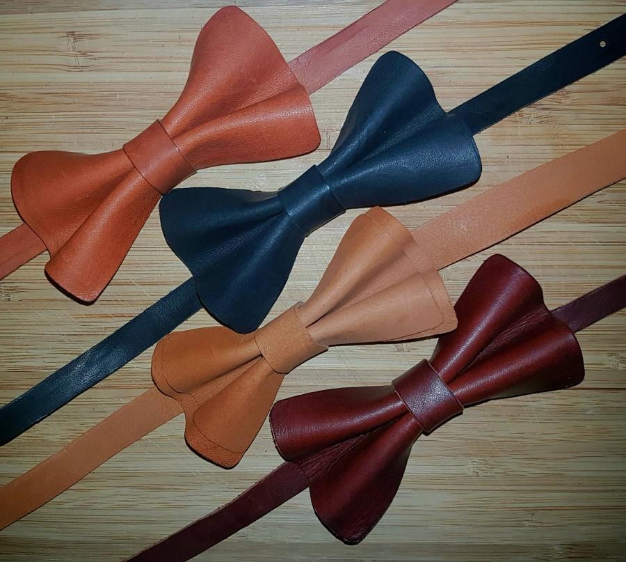 زفاف - TAN BOWTIE - Tan Leather Bow Tie (beige taupe light brown) made from repurposed Australian leathers Mens Boys Groom Best Man Pageboy Tie