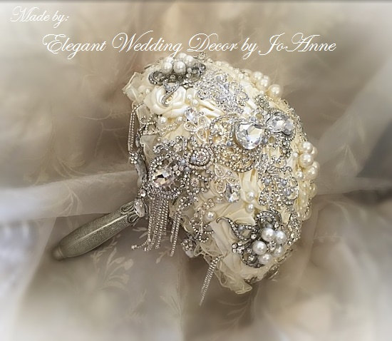 Mariage - IVORY BROOCH BOUQUET Custom Ivory and Silver Brooch Bouquet Wedding Brooch Bouquet Vintage Jeweled Bouquet Silver Broach Bouquet - Deposit