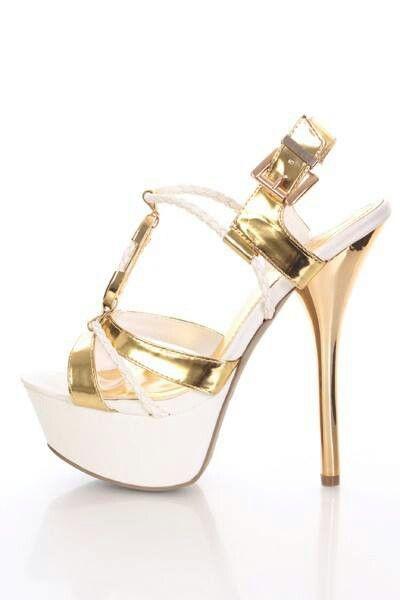 Mariage - SHOES, SHOES, AND MORE SHOES!!!