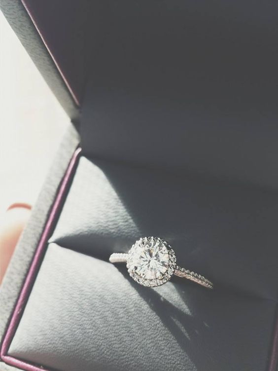 Hochzeit - Real Engagement Rings