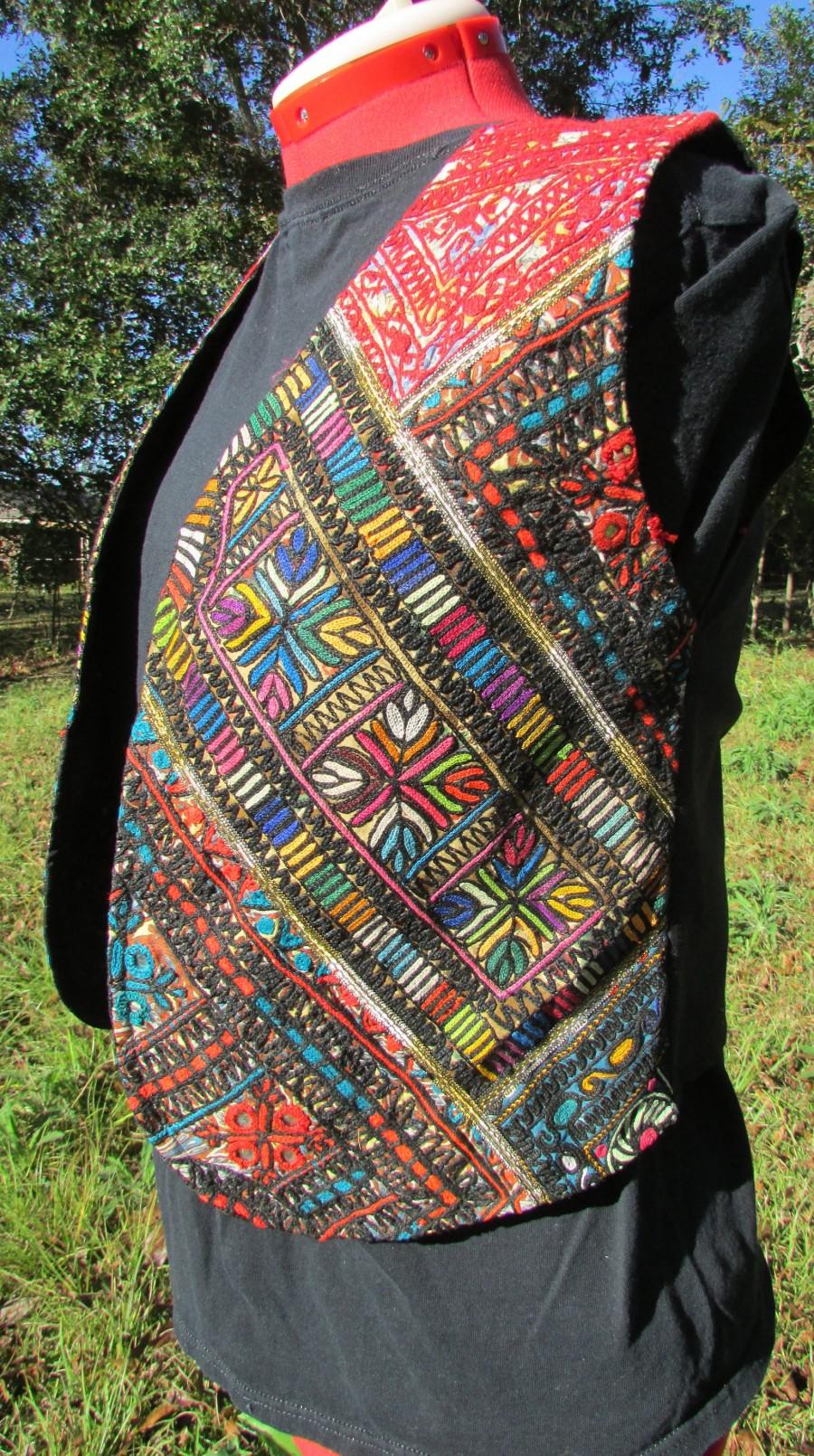 Hochzeit - Banjara Vest ,  Medium Embroidered Fancy Kuchi