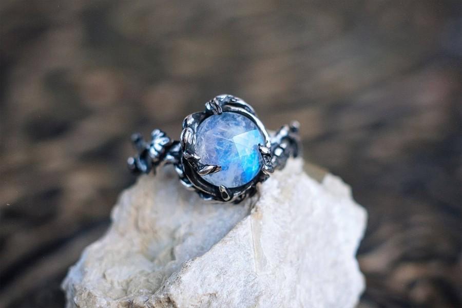 Hochzeit - Sterling Silver Rainbow Moonstone Ring "Tenere". Moonstone Engagement Ring, Delicate ring, Flower ring, Branch ring, Wedding ring
