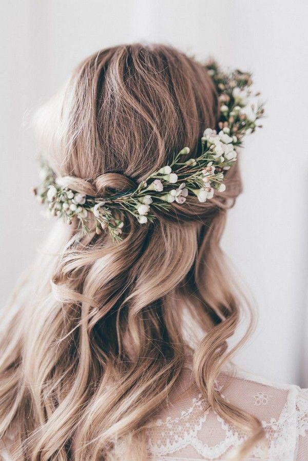 Hochzeit - 18 Trending Wedding Hairstyles With Flowers - Page 2 Of 3