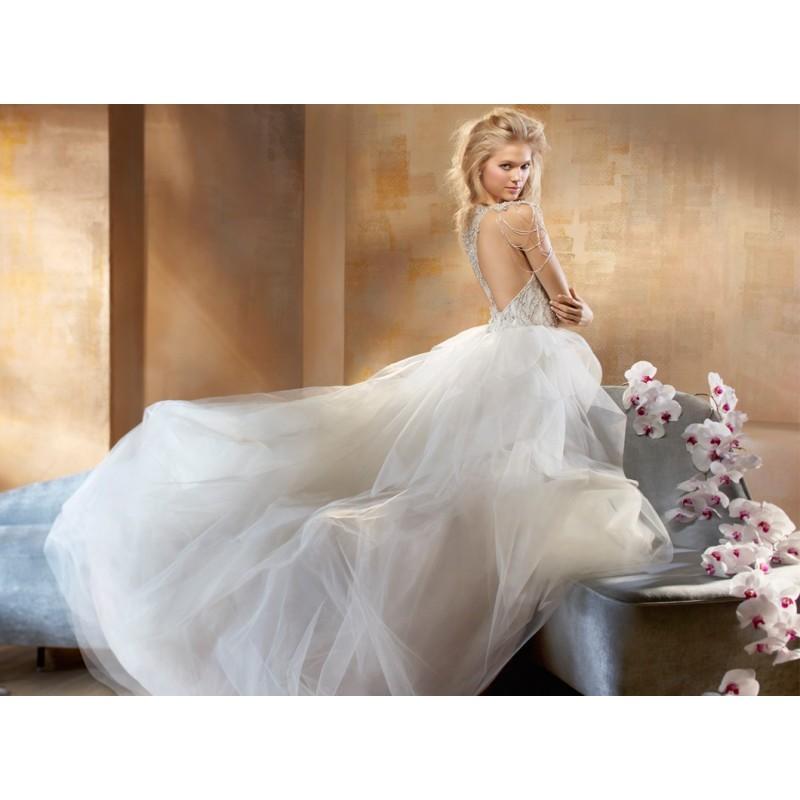 Hochzeit - Alvina Valenta Style AV9503 -  Designer Wedding Dresses