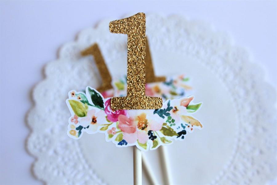 Hochzeit - One Cupcake Toppers. Floral. Gold Glitter. Floral Theme. First Birthday. Birthday Party. Flowers. Spring Party. Summer. Party Decorations.