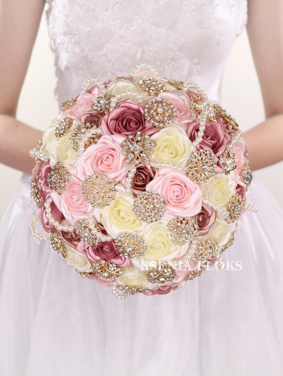 Mariage - Blush Ready to Ship Bouquet, Brooch Bouquet, Vintage Bouquet, Fabric Bouquet, Wedding Bouquet, Rose Gold Bouquet, Bridal Pearl Bouquet