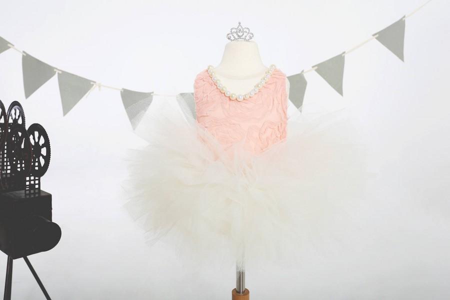 Mariage - Princess tutu dress, flower girl dress, peach coral tutu dress, girls tutu,baby shower dress,flower girls tutu dresses, tulle dress,birthday