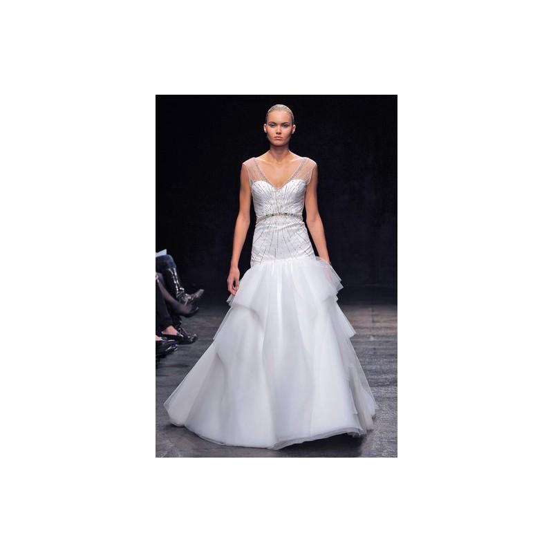 زفاف - Alvina Valenta FW13 Dress 6 - White Fall 2013 Fit and Flare Full Length Alvina Valenta V-Neck - Rolierosie One Wedding Store