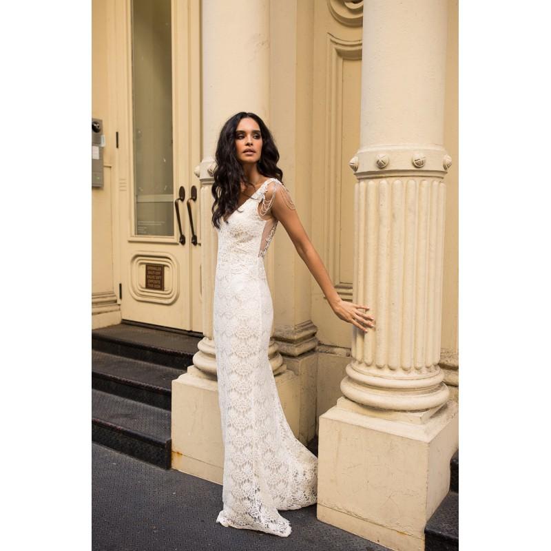 Hochzeit - Anna Campbell Fall/Winter 2018 Saasha (Embellished) Elegant Sweep Train V-Neck Column Cap Sleeves Beading Lace Bridal Dress - Brand Prom Dresses