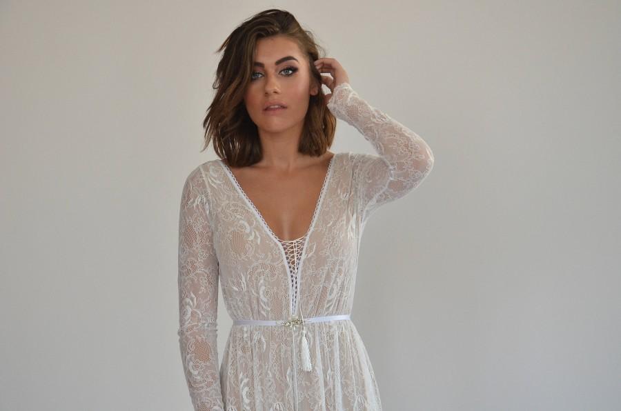 Mariage - White lace dress floor length, boho wedding dress, long sleeve wedding dress, comfortable wedding dress