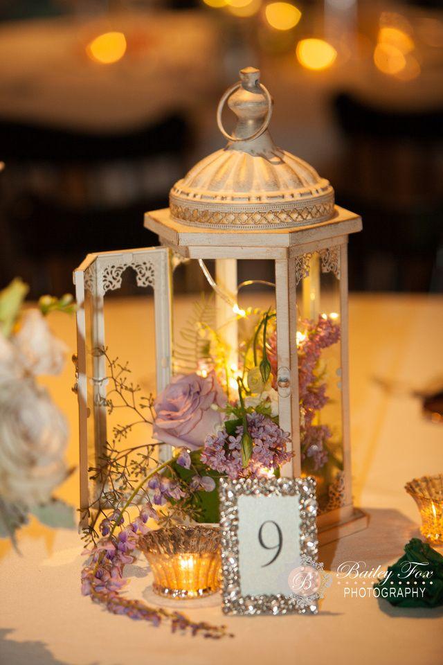Hochzeit - Lantern Centerpiece