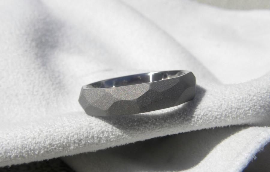 زفاف - Titanium Ring with Ground Profile Wedding Band Sandblasted Finish