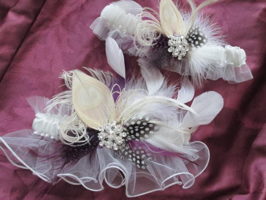 زفاف - White Wedding Garter Set, Bridal Garters, Peacock Garters, Purple Feather Garter, Luxury Couture Garter, Diamante Crystal Garter