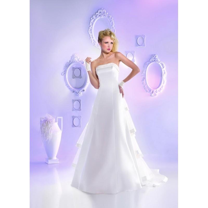 Wedding - Robes de mariée Just For You 2016 - 165-24 - Superbe magasin de mariage pas cher