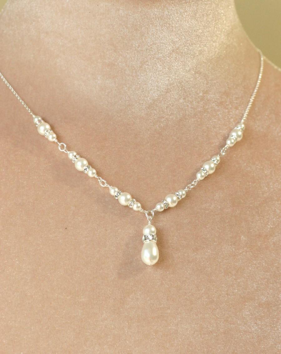 Hochzeit - Pearl bridal necklace, pearl necklace, crystal bridal jewelry, pearl wedding necklace, pearl drop necklace - Evie