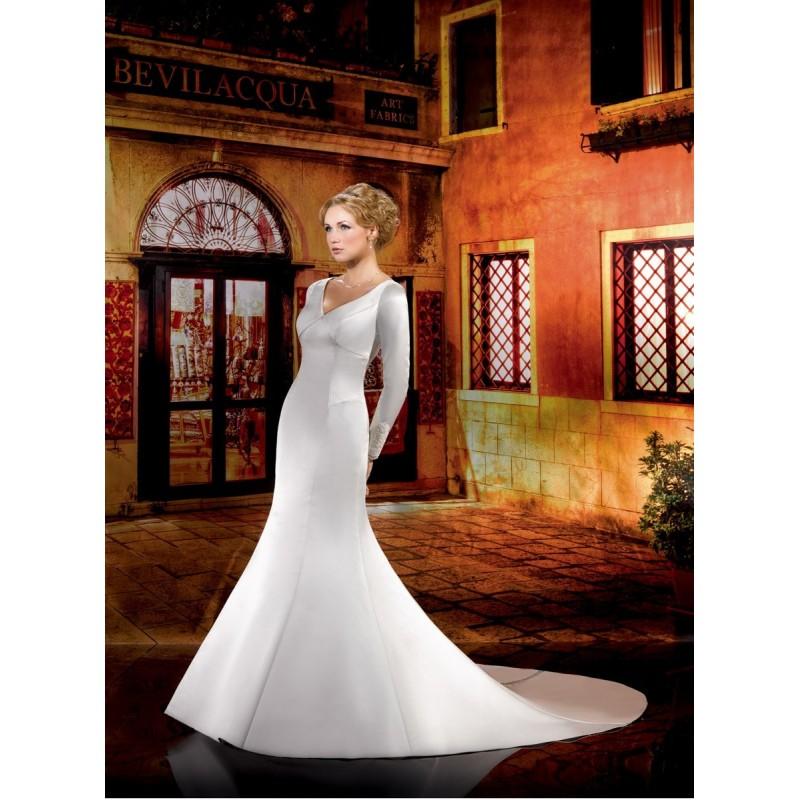 Wedding - Collector, 134-32 - Superbes robes de mariée pas cher 